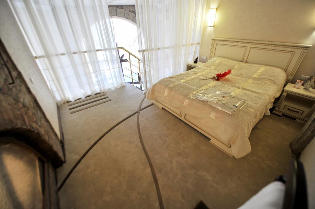 Fontan Hotel Chornomorsk Room photo